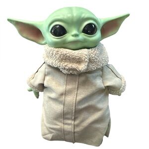 Star Wars Green Plush with Cream Accents